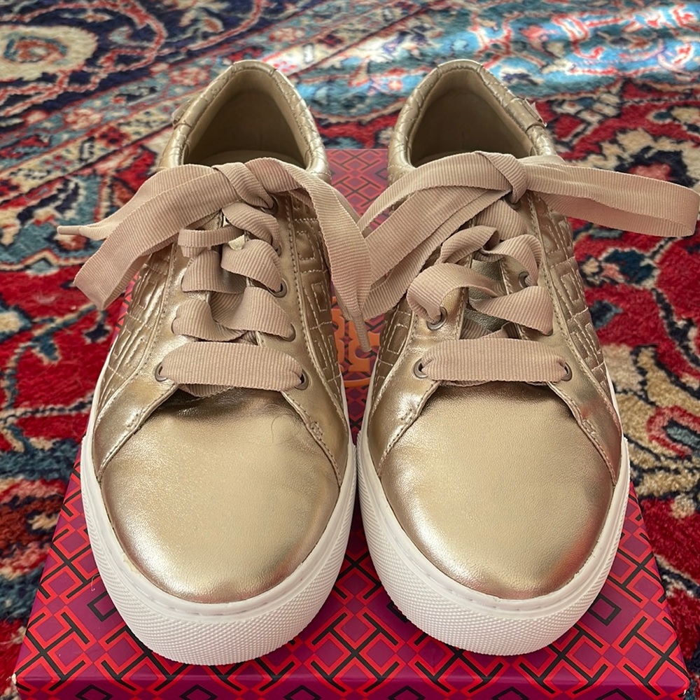 NIB Tory Burch Marion Quilted Metallic Leather Lace up Sneaker